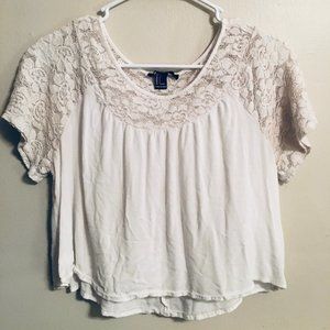 Forever 21 Womens Cropped Top, Size L